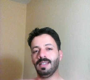 Hola soy de Marruecos tengo 33 años , buscó amigos y si posible en Agadir profesional en jardinera  