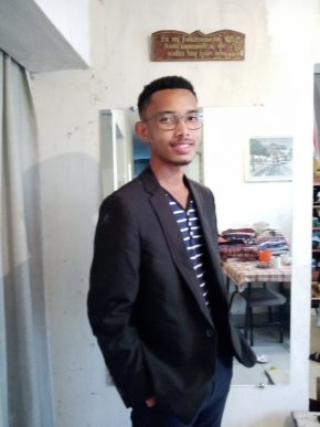 Je cheche l'amour sur la Réunion, contacte moi si vous êtes intéressé