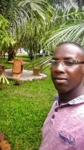 Je suis célibataire et je recherche une femme pour relation sérieuse 