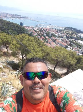 Recherche femme pour amitié et plus si affinité 