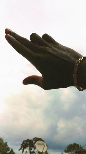 Sexe et rencontre avec des personnes qui ont le même but que moi !! Mais je reste ouvert tout de mêm
