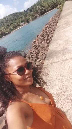 Ou est tu mon ame soeur si toi aussi tu recherche du serieux.. n'hesiter pas a me contacter