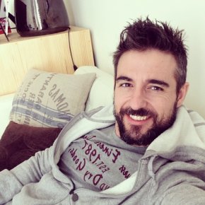 Je me nomme Jochen célibataire a l'anventure d'une belle Femme a Rencontre 