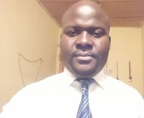 Je suis sympa, calme, humble,honnête, responsable et adorable