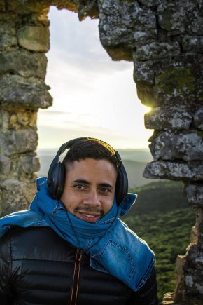 Je cherche une rencontre sérieuse , la confiance c’est la vie et la positivité aussi !