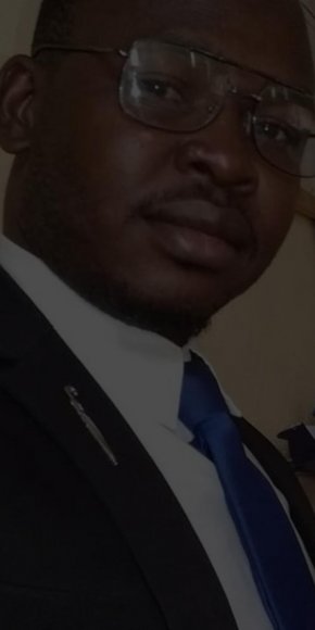 Recherche d'une femme sérieuse,sérieuse honnête et passionnée pour une relation amoureuse durable.