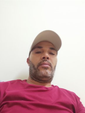 Jozef un professeur d'anglais à Oman  cherche un vrai amour 