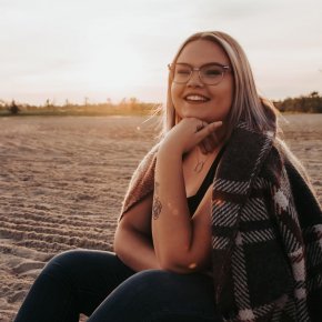 A la recherche de l’amour ,je suis la pour une rencontre sérieuse avec un homme qui sais ce tenir 
