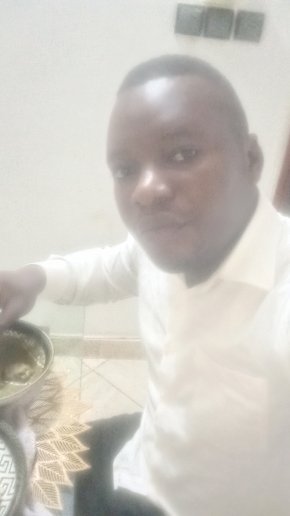 Je suis à la recherche d'une femme à mariée accro au sexe