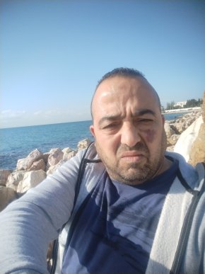 Je cherche une femme sérieuse sincère et a la hauteur 