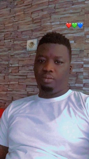 Aimable célibataire sans enfant à la recherche d’un cœur à prendre 