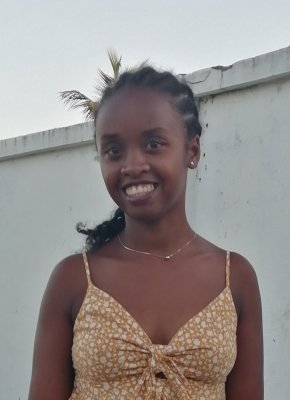 Recherche une relation sérieuse, durable, sincères  et avec fidélité.