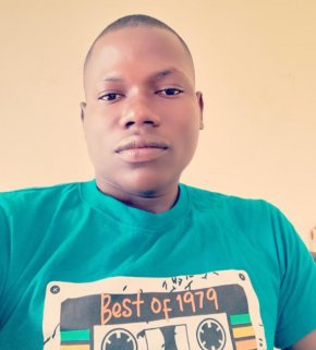 Jeune timide et sympa pour une relation sérieuse et durable 