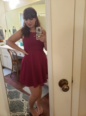 💫 Jeune femme, bien dans ses formes et fière de ses racines.
