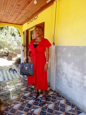 Femme sérieuse pour construire une vie de famille 