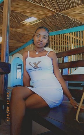 Je cherche une relation amoureuse et durable et vivre ensemble et fonde une famille