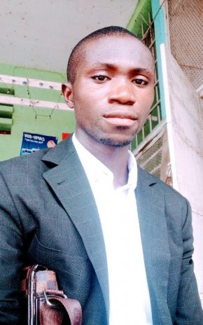 Recherche d'une jeune fille sérieuse pour une rencontre amoureuse pouvant aboutir au mariage. 653003