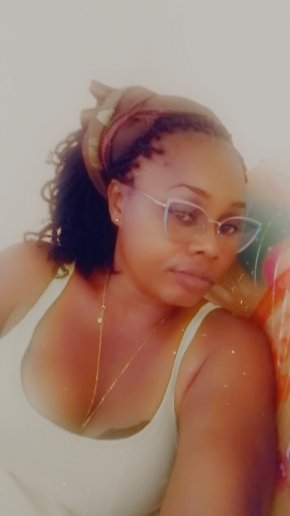 Je recherche un homme qui a envie de faire su sérieux dans une relation amoureuse, 