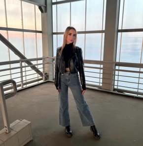 Bonjour, je m'appelle Olga.  Je suis à la recherche d'un homme qui va me choyer et me porter sur les