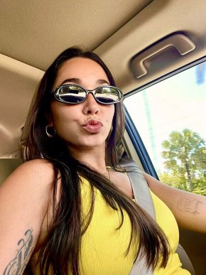 Je suis disponible pour les rencontres coquines et voir plus 