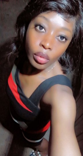  cherche une relation serieuse, un homme intentionné, aimant .etc..
