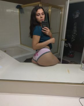 Disponible pour des rencontres coquines et très sympa. Contact moi par télégram 