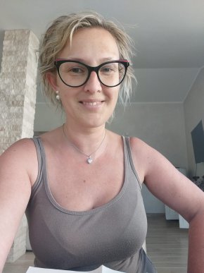 je suis une femme et je recherche a construit une relation sérieuse et durable basé sur la confiance