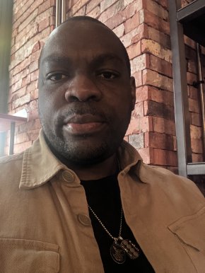 Espère trouver une relation vraie sérieuse et sincère 