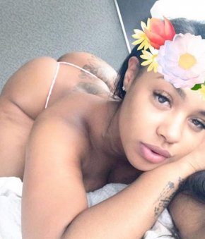 Une femme sympa je suis disponible a toute question 