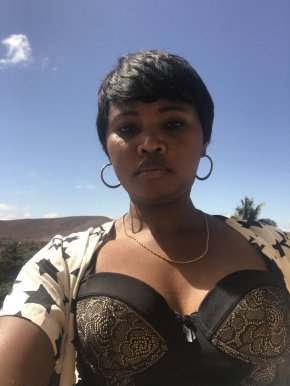 Je suis une femme ?gentille, , sociable, ,pour une relationsérieuse et durable 