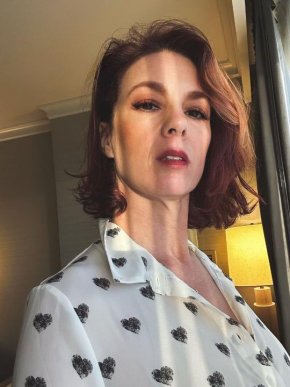 Bonjour minable soumis comment vas tu ?  Présente toi et qu'elle est ta recherche ? En Cela fais com