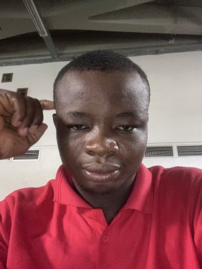 Je suis un homme. Je cherche une femme pour avoir une relation sérieuse. Une femme qui souhaite réel