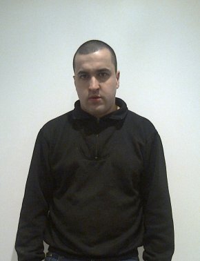 Cherche une femme pour entamer une relation 
