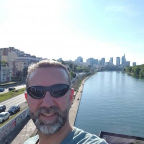 J’ai besoin de quelqu’un de honnête et sincère 