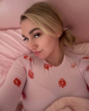 amoureuse Véritablement et je ne suis pas là pour du sexe plaisanterie veillez vous abstenir