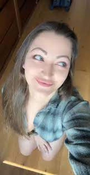 je suis célibataire sans enfants je recherche une relation sérieuse 