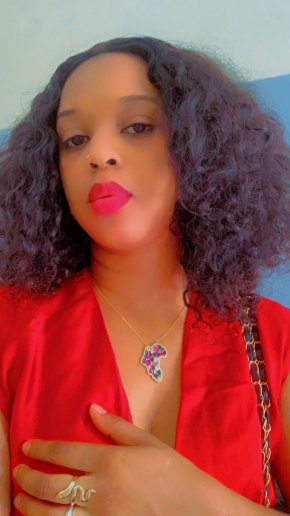 Suis une femme mature et patiente je suis là pour trouver la bonne personne qui me convient