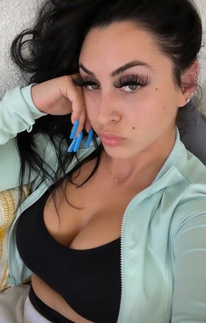 Relación seria  Con un hombre tranquilo y comprensivo 