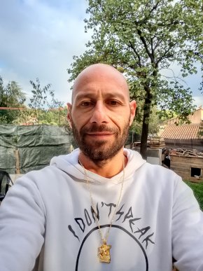 Cherche une relation sérieuse une fille prete a sinvestire  