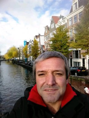 Bonjour suis veuves je cherche mon âme sœur