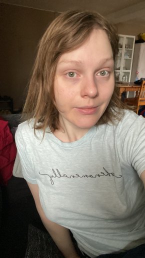 Ich bin eine liebenswerte und sehr freundliche Frau 