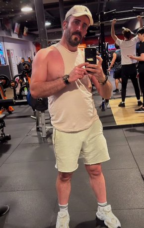 Sugar daddy cherche une sugar baby sérieuse a Dakar 