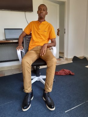 Je suis à la recherche d'une femme de ma vie