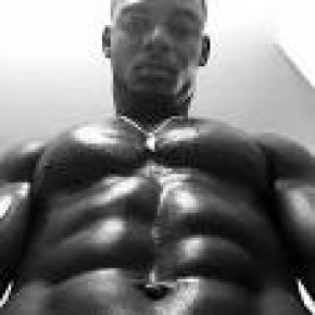 J'aime la discretion je cherche une fille oub1 femme 