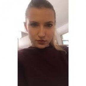 Bonjour je me nomme Sandrine Duche une femme célibataire sans enfants age de 39 ans qui vie en Franc