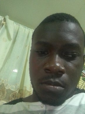 Sympa gentil calme timide patient éduqué passionné paisible