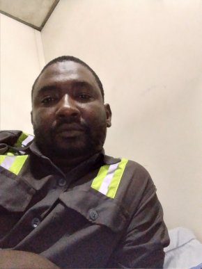 Je suis Sénégalais à la Recherche d'une amitié 