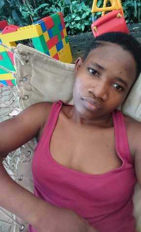 Femme Africaine 100% naturelle qui cherche homme serieux