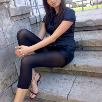 Moi la belle jeune jeune fille, honnête. Je cherche le compagnon de la vie.