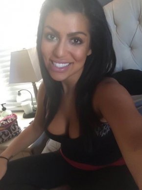 bonsoir je suis nouvelle et je viens d'arriver sur le site et je serais ravie de faire votre connais